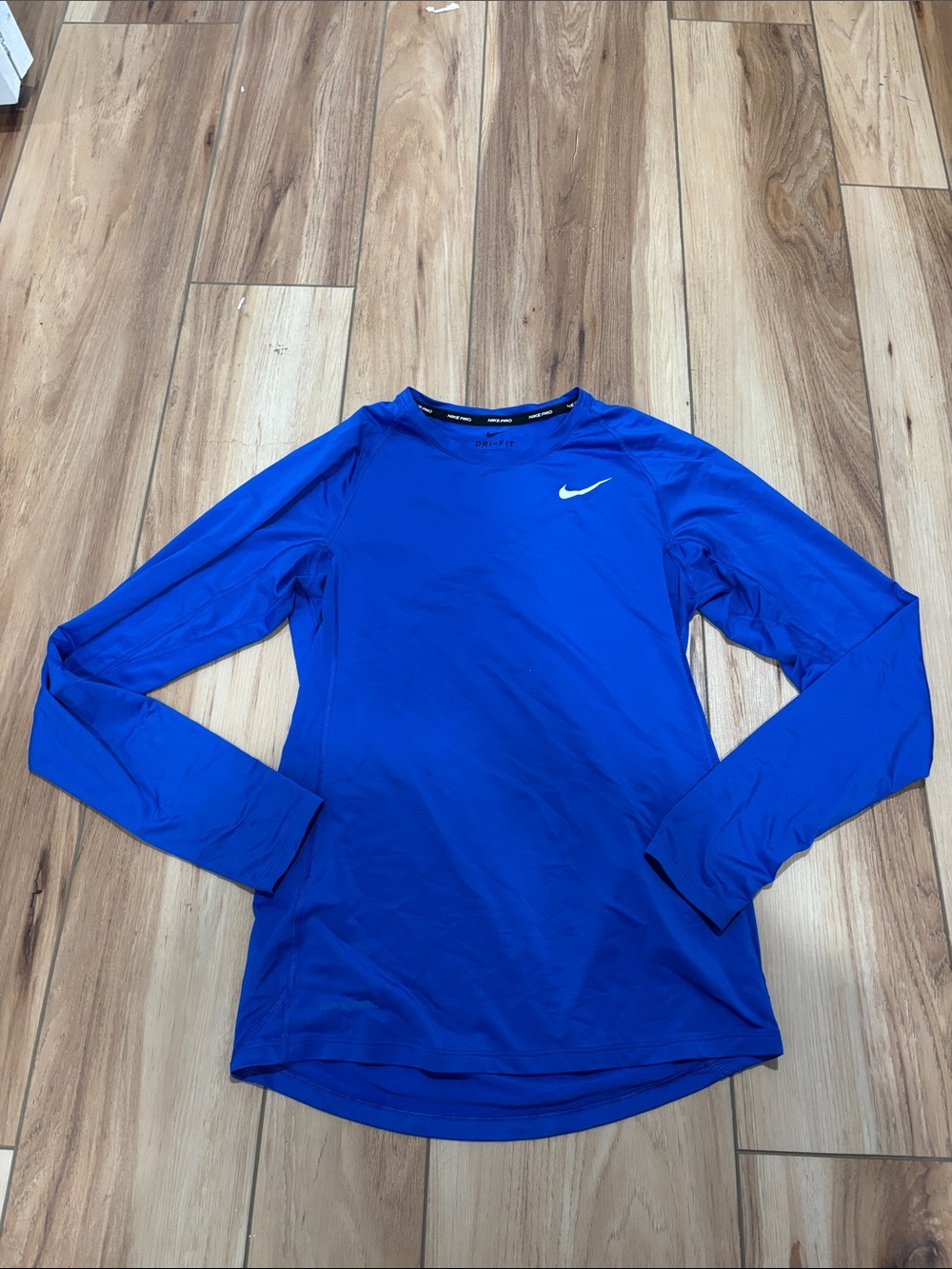 Nike Men's Long Sleeve Athletic Shirt - Blue